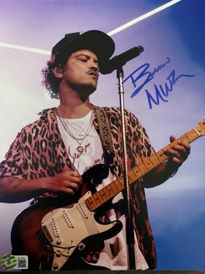 Bruno Mars 24k Magic Beckett BAS Certified Concert Autograph Signed Photo 8x10