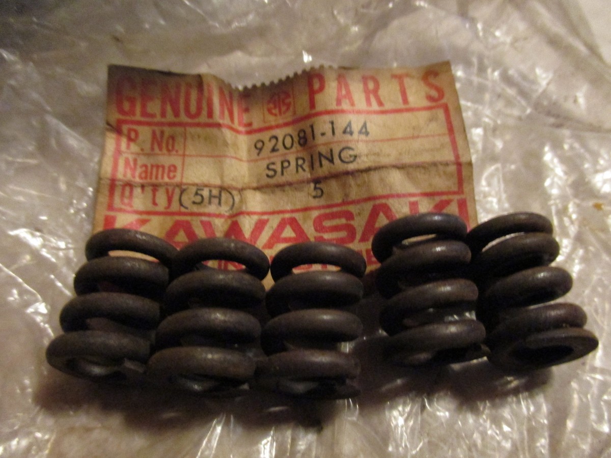 NOS Kawasaki OEM Tensioner Spring 1976 - 1979 KZ750 92081