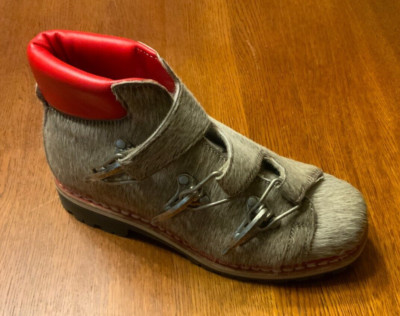 Ventesima Strada Glory  Retro Trekking, (RIGHT SHOE ONLY)can be used for display