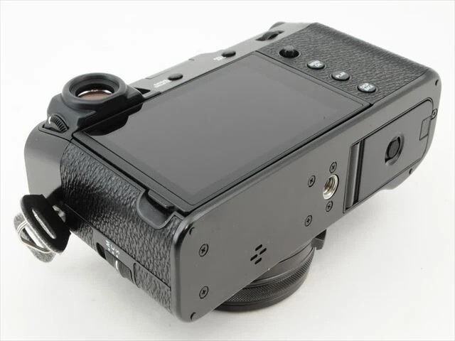 Fujifilm X100V Black 26.1MP Shutter count 1800 Near Mint #23056E - Image 4 of 4