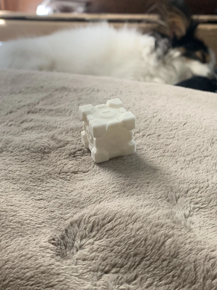 Pocket Portal Companion Cube - Image 3 of 4