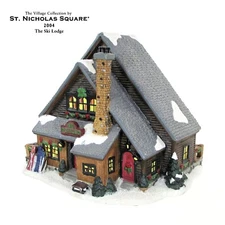 St. Nicholas Square THE SKI LODGE 10.5" Illuminated House Christmas 2004 MIB