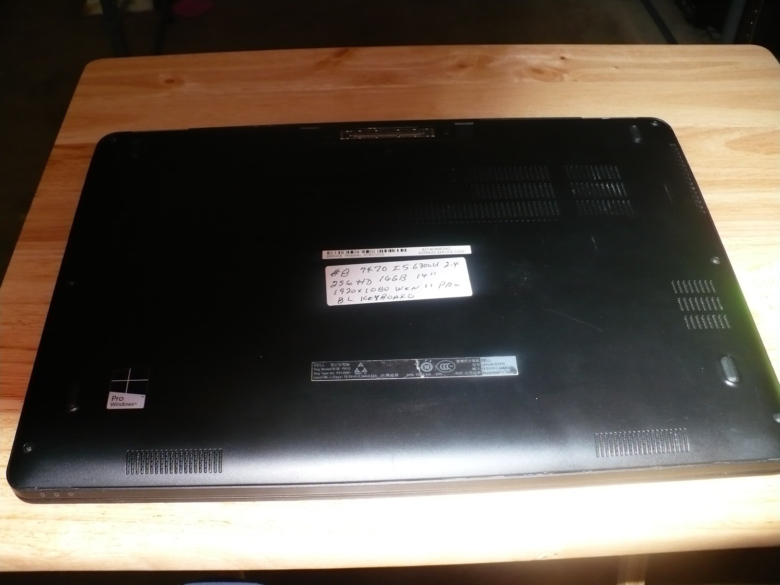 Dell Latitude E7470, 14-Inch Laptop, with 6300U, Core i5, 256 GB NVMe (Non-Volatile Memory Express)