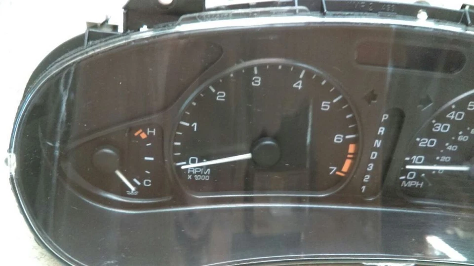 Cuadro de instrumentos velocímetro 09351743 compatible con 00-02 OLDSMOBILE ALERO O115-178271 Foto 2 de 4