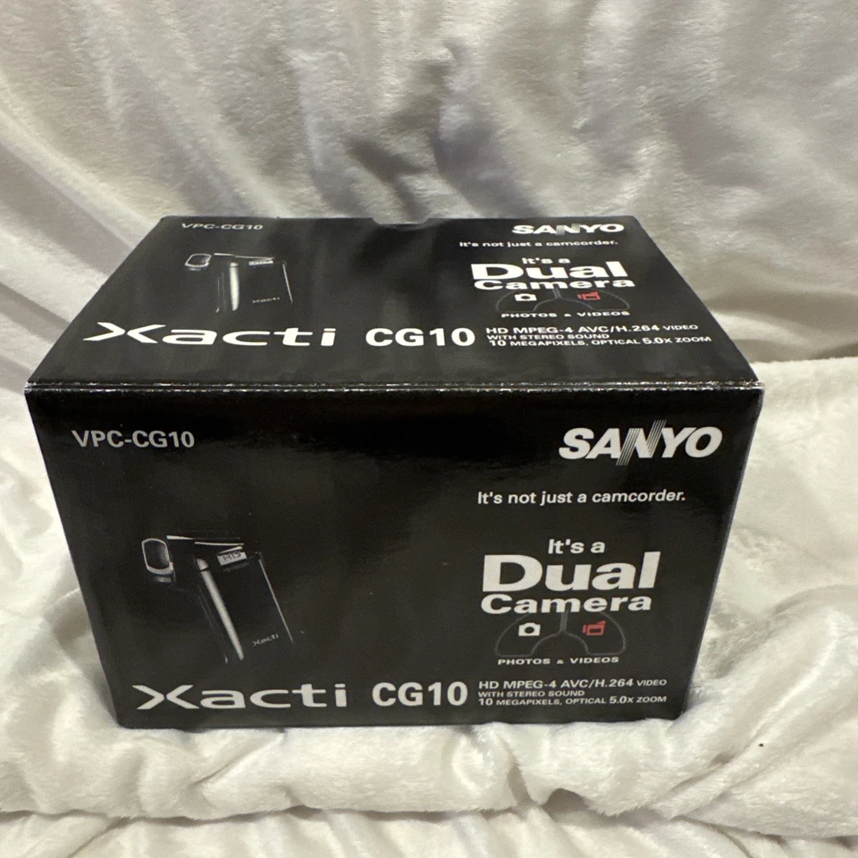 Câmera Filmadora Digital SANYO Xacti VPC-CG10 Preta com Estojo - Imagem 2 de 4