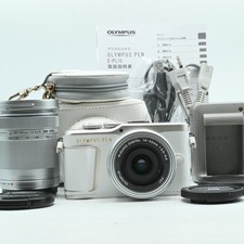 Olympus PEN E-PL10 14-42mm 40-150mm Kit Shutter Count 330 Near Mint