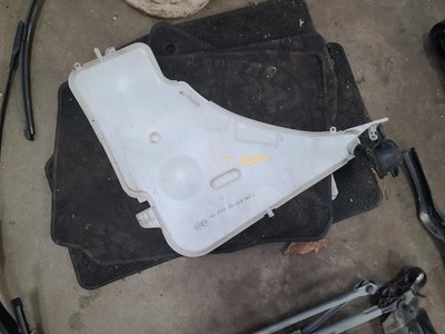Wash Reservoir Without Headlamp Washers Fits 12-18 BMW 320i 1884588
