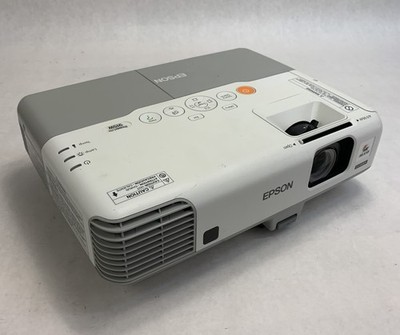 Epson H388A PowerLite 915W LCD Lamp Projector 2014 Lamp Hours No Remote Loud Fan