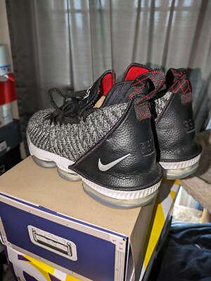 Size 11.5 - Nike LeBron 16 Oreo - AO2588-006 Great Condition NO
