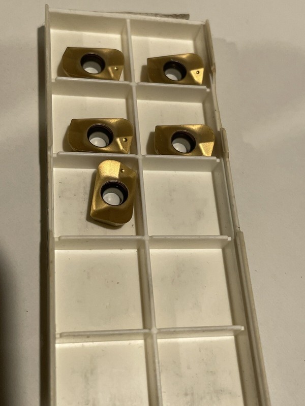 Quantity Of 5 NEW SECO Inserts XOEX120424R-M07, F40M.