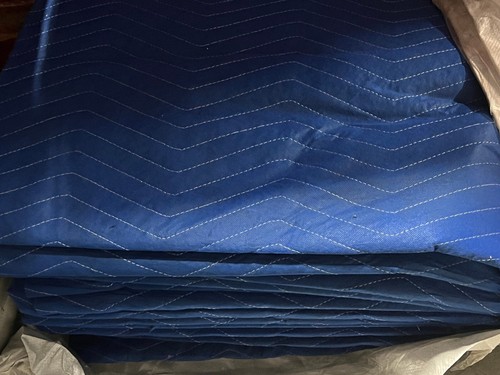 2 Pieces Moving Blankets Dual Sided 72"x80" Heavy Duty Professional Quality - Picture 3 of 3