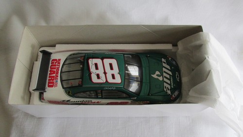Dale Earnhardt Jr.#88 AMP Energy 2008 Impala SS 1:24 Club Car RCCA (81 of 2100) - Picture 5 of 11