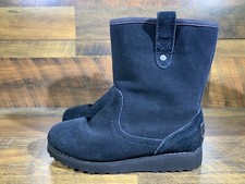 UGG Australia Redwood Black Shearling Boots Kids Size 1