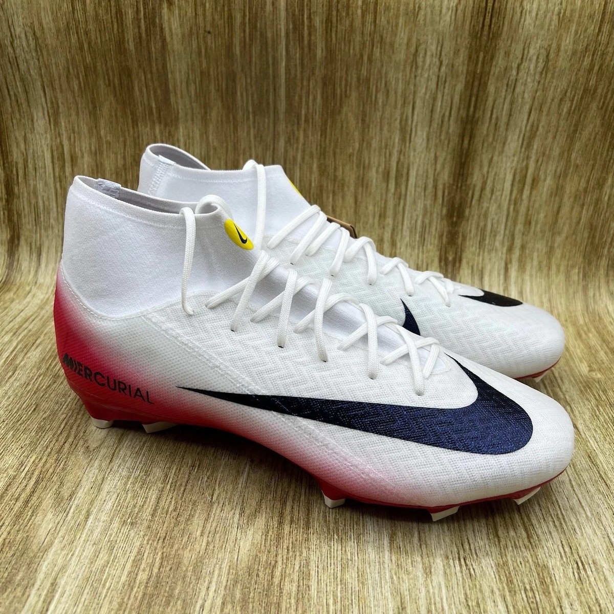 Size 10 Nike Mercurial Superfly 10 Academy Men's Soccer Cleats