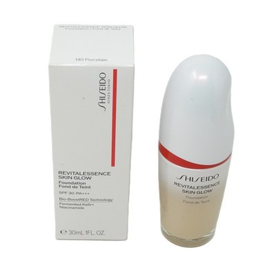 Shiseido Revitalessence Glow Foundation 140 Porcelain 30ml