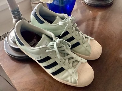 Adidas Superstar 50th Anniversary x Star Wars - The Child - Sz 10 EUC