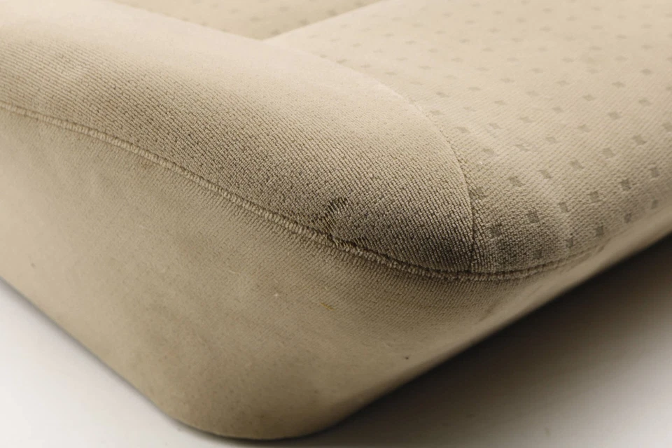 REAR - LOWER SEAT BOTTOM CUSHION (2ND ROW) - VW EUROVAN - 705881405A - Image 2 of 4