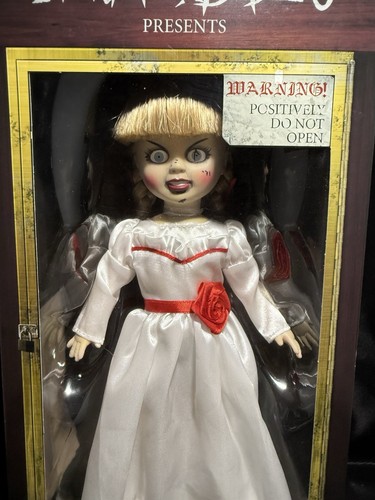 Living Dead Dolls The Conjuring 10" Doll Annabelle - Picture 2 of 7