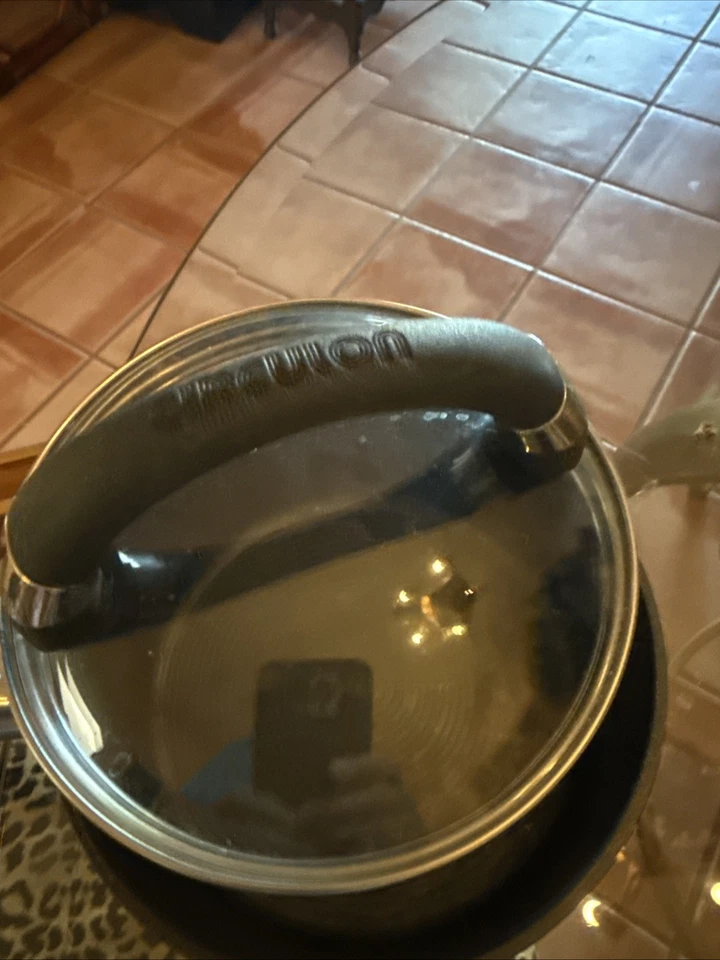 Circulon #4768427 Hi-Low System 1 QT. Non-Stick Saucepan Pot with Lid Meyer - Image 3 of 4