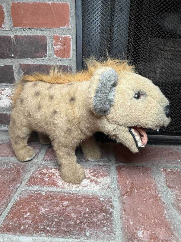 Discovery Channel Spotted Hyena Plush 2000 Stuffed Animal Wired Limbs NO SOUND