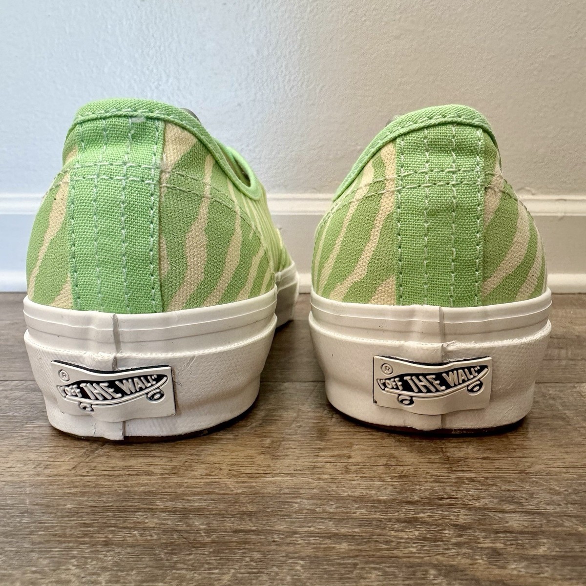 Vans Premium Authentic 44 Zebra Pistachio Green Mens 11.5 Womens