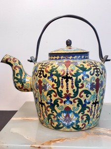 Antique Chinese Qing Cloisonné Tea or Wine Pot Marked Tong Shun Tang, 19th C.