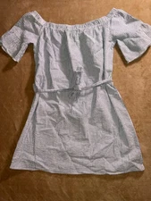 Pink Lemonade Women LG Blue White Striped Seersucker Off The Shoulder Dress (U)