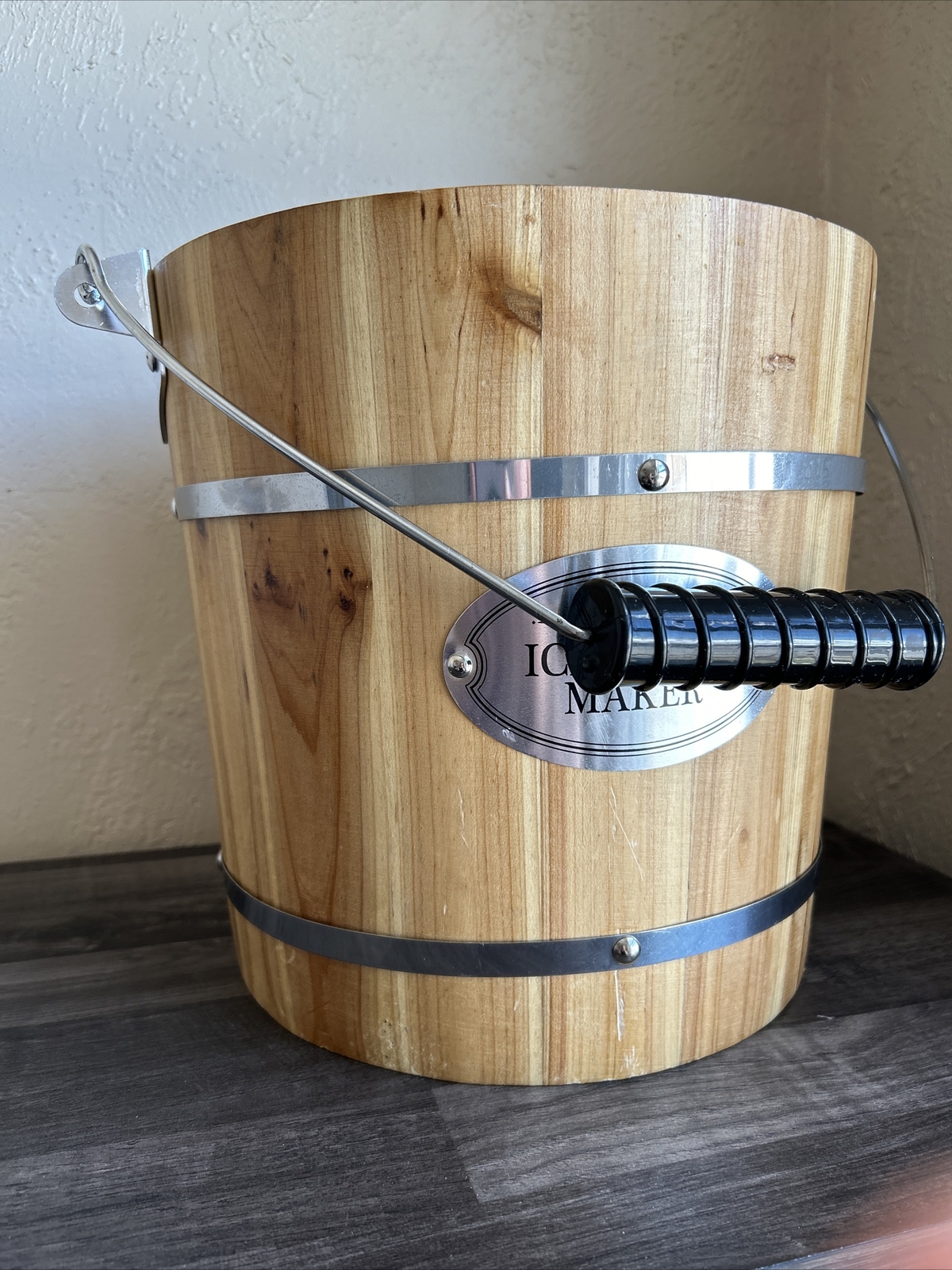 Nostalgia Electrics 4qt. Electric Wood Bucket Ice Cream Maker. 4172 eBay