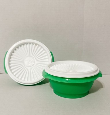 Tupperware Set of 2- 10 oz Servalier Green Bowls White Accordian Seals Pre-owned