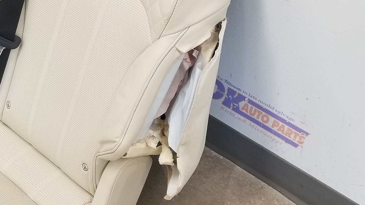 Bentley Bentayga Rear Seat White