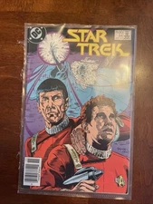 STAR TREK #44 Newsstand DC Variant Comic Book 1st Series 1984 Kirk Spock Sealed