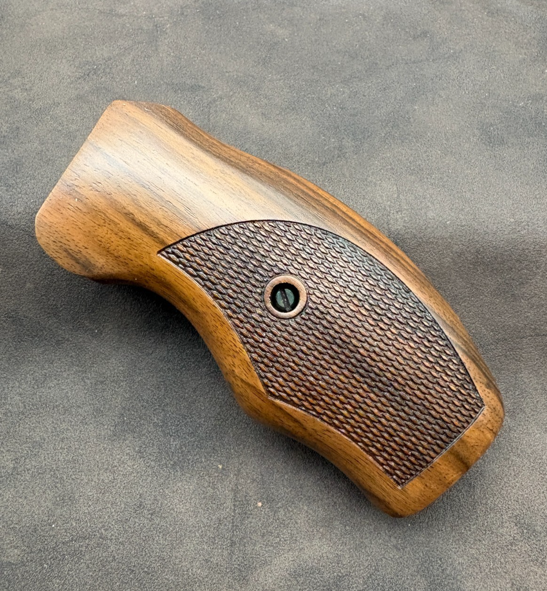 EAGLE GRIPS S&W M327、M627他 木製グリップ EAGLE GRIPS S&W M327