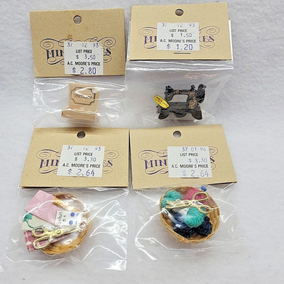 VTG Dollhouse Sewing Lot 4pc NIP/NOS Metal Sewing Machine, Baskets, Button Box