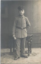 D288,Foto,Soldat,Uniform,Koppel,Studioaufnahme,Wittenberg,unbeschr,1.WK.