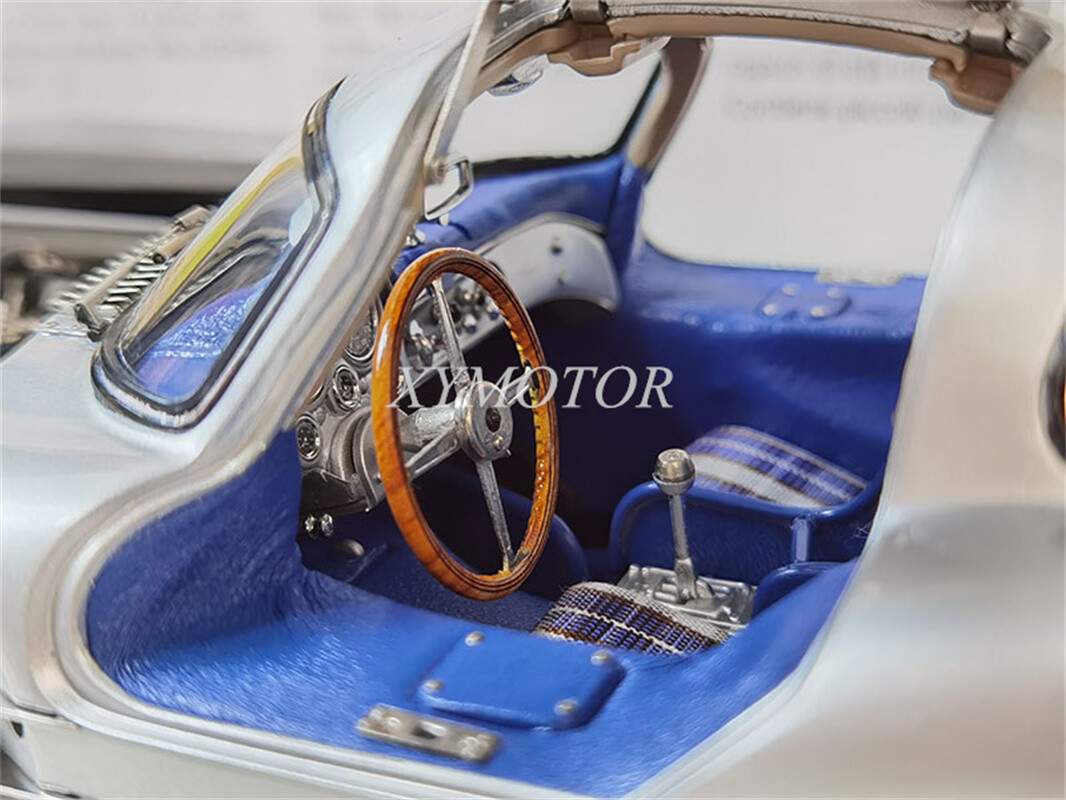 CMC M-076 Mercedes-Benz 300 SLR Coupé, 1955, red interior | TR Collectibles