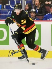 Akito HIROSE Signed 8x10 Photo! Vancouver Canucks D man! W/COA