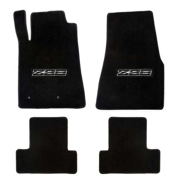 NEW! 19821992 Camaro Floor Mats Black Set of 4 Carpet Embroidered Z28 on Fronts eBay
