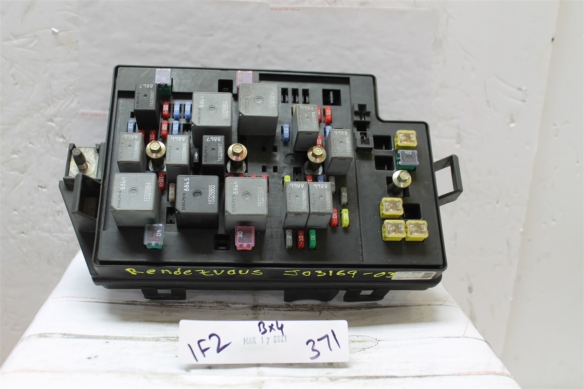 2003-2005 Buick Rendezvous Aztek Fuse Box Relay Unit 10315659 Module 371  1F2-B4