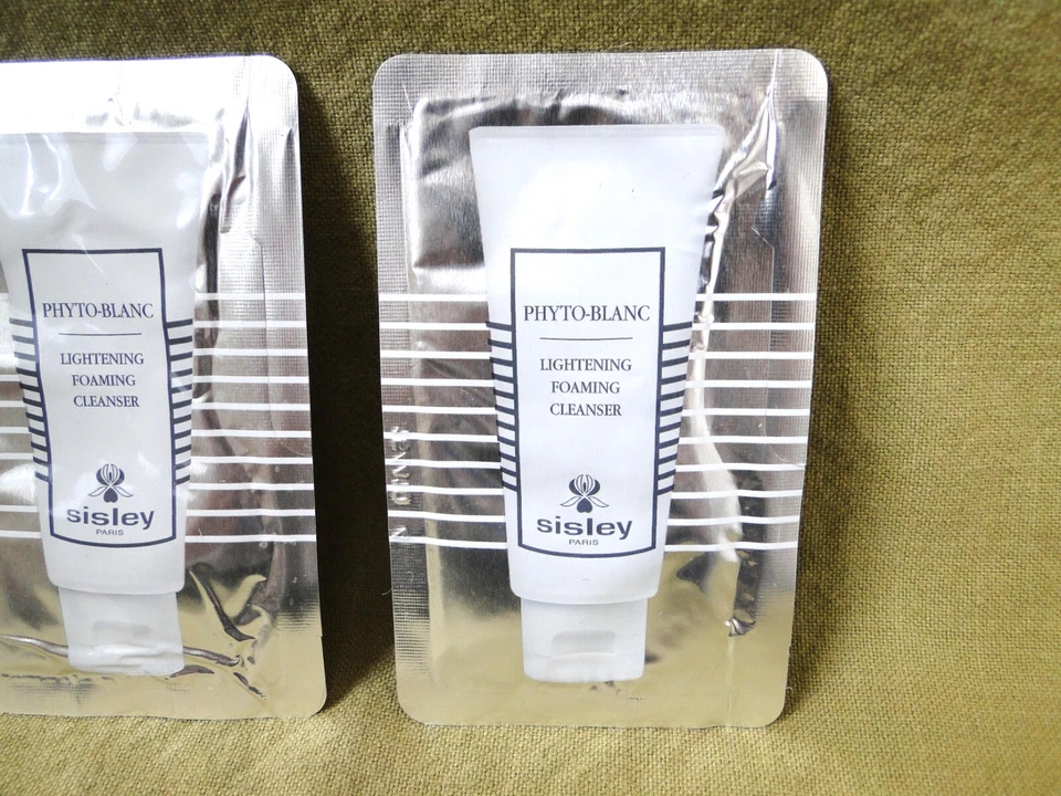 2x Limpiador Espumoso Aclarador Sisley Tamaño Muestra 5 ml/0.17 fl. oz. Foto 2 de 4