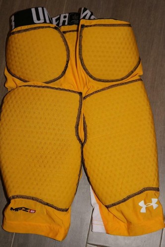 UNDER ARMOUR HEATGEAR MPZ 2 MENS PADDED 