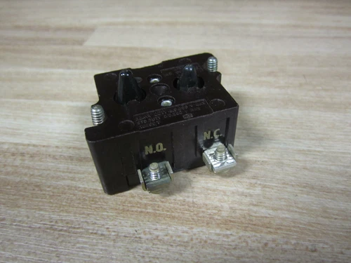 Cutler Hammer 10250T Eaton Contact Block 2N.O./2N.C. (Pack of 3)