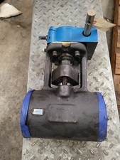 Dynatore 690840-0001-DT Actuator with Velan Valve NOS NEW