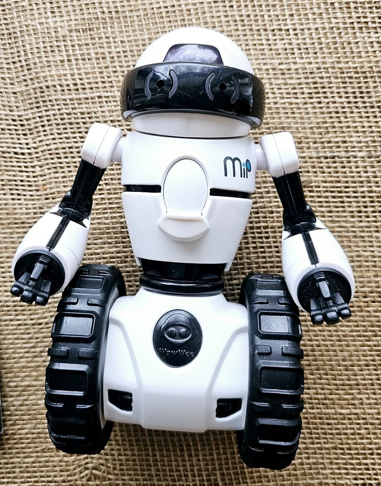 MIP Arcade Interactive Balancing Robot With Manual Parts Only Does Not Work - Image 2 of 3