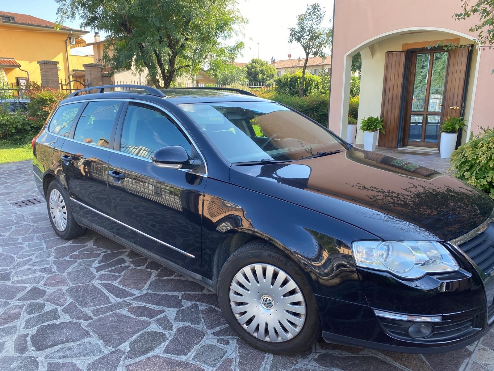 Volkswagen Passat foto 3
