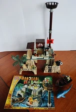 Mega Bloks Pyrates #3676 Smuggler's Fort with instructions [INCOMPLETE]