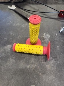 Oakley B1b Grips | eBay