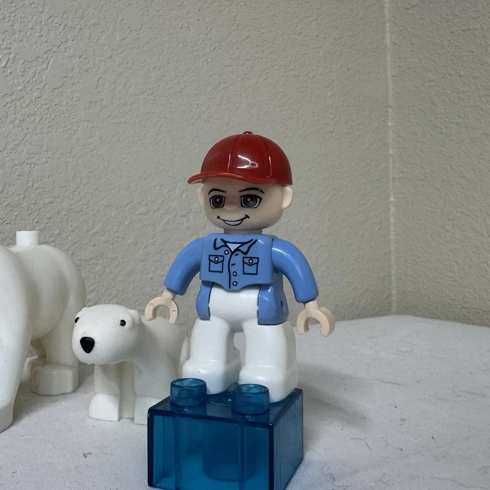 LEGO DUPLO POLAR BEARS ZOO SET#5633 3621 PENGUIN FISH ZOO KEEPER ICE 10 PC Parts - Image 4 of 4