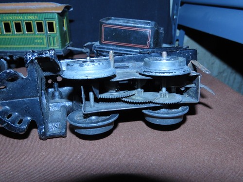 Prewar Clockwork toy train 100yrs old Bing, steam engine, tender, coach cars - Picture 16 of 21