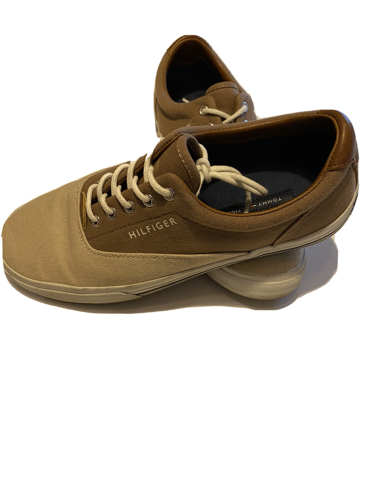 15 Reasons to/NOT to Buy Tommy Hilfiger Envoy (Feb 2022) | RunRepeat