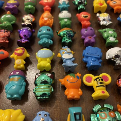 Complete Set SERIES 4 POWER Gogos Crazy Bones Modern 1-80 w Precious Metals - Picture 9 of 10